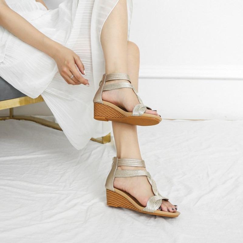 DeeTrade Sandals Nefertiti Platform Sandals